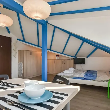 The Ivy House - A Cozy Attic Near The Center By Flat Mаnager Apartment *